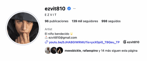 Perfil de Instagram verificado de Ezvit 810