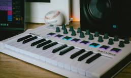 Drum Rack en Ableton Live configurado con samples y efectos para una producción profesional desde cualquier dispositivo