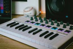 Drum Rack en Ableton Live configurado con samples y efectos para una producción profesional desde cualquier dispositivo